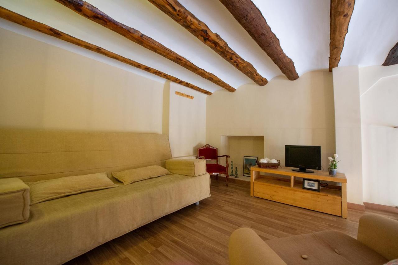 Apartamentos Aguilar Alcañiz Extérieur photo